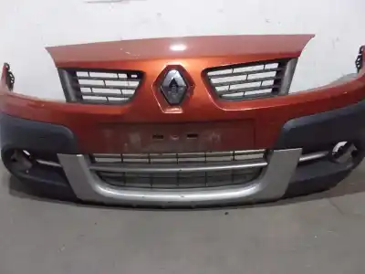 Pièce détachée automobile d'occasion le pare-choc avant pour renault scenic ii 1.5 dci diesel références oem iam 7701478001  