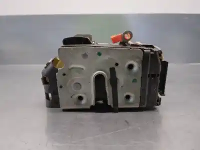Second-hand car spare part front right door lock for chrysler grand voyager lx oem iam references 4589422af