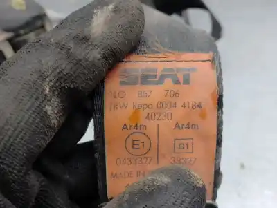 Автозапчасти б/у правый передний ремень безопасности за seat toledo (1l) 1.8 cat (rp) ссылки oem iam 1l0857706  