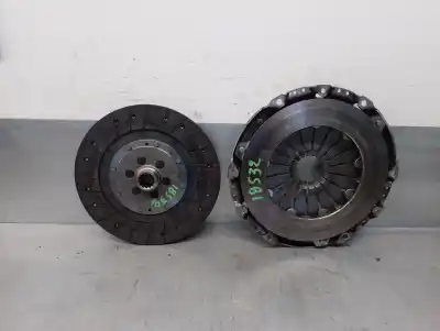 Second-hand car spare part clutch kit for opel astra h berlina 1.7 16v cdti oem iam references 702832  702108