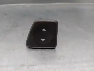 Автозапчасти б/у ВЫКЛЮЧАТЕЛЬ ПЕРЕДНЕГО ПРАВОГО ОКНА за FIAT 500 (312_)  ссылки OEM IAM 30505  