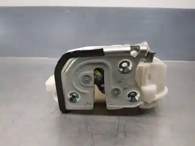 Peça sobressalente para automóvel em segunda mão fechadura da porta traseira direita por mitsubishi space star (a00) 1.2 referências oem iam 5745a426