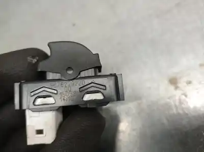 Second-hand car spare part right front power window switch for citroen c4 picasso seduction oem iam references 96762292zd  