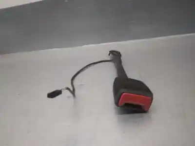 İkinci el araba yedek parçası ön sag kemer kanca için skoda kamiq (nw4) 1.5 tsi oem iam referansları 654857755m