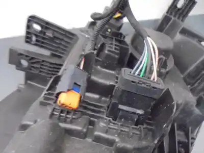 Second-hand car spare part right headlight for smart forfour (451) 1.0 cat oem iam references a4539061301  260107025r