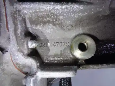 Автозапчастина б/у коробка передач для smart forfour 1.0 cat посилання на oem iam je3001 320103058r s042996