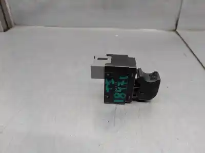 Second-hand car spare part rear left power window switch for chevrolet spark (m300) 1.2 oem iam references 202008913  
