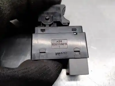 Second-hand car spare part rear left power window switch for chevrolet spark (m300) 1.2 oem iam references 202008913  