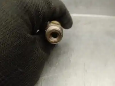 Автозапчасти б/у инжектор за audi a4 b6 avant (8e5) 2.5 tdi ссылки oem iam 059130201f  0432133795