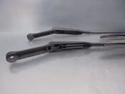 Second-hand car spare part front right windshield wiper arm for audi a4 berlina (b5) 1.9 tdi oem iam references 8d1955408a  8d1955407a
