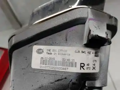 Автозапчасти б/у правая противотуманная фара за seat leon (5f1) 1.4 16v tsi ссылки oem iam 6j9941702a  1ne01107702