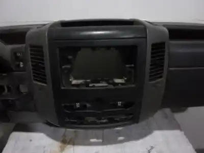 Автозапчастина б/у панель приладів для volkswagen crafter 2.0 tdi посилання на oem iam 2e1857011a  