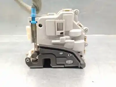 Peça sobressalente para automóvel em segunda mão fechadura da porta dianteira direita por audi a3 (8v) 2.0 16v tdi referências oem iam 8x1837016