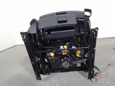 Автозапчасти б/у сиденье правое переднее за audi a3 (8v) 2.0 16v tdi ссылки oem iam 5q4881106d  