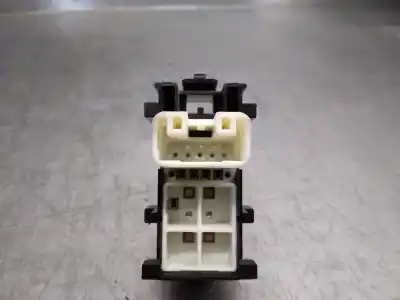 Автозапчасти б/у управление задними левыми стеклами за toyota yaris (_p13_) 1.5 hybrid (nhp130_) ссылки oem iam 848100d030  