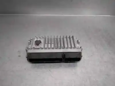 Автозапчастина б/у ебу контролер двигуна для toyota yaris (_p13_) 1.5 hybrid (nhp130_) посилання на oem iam 896610u230  mb2762002821