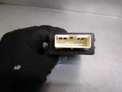 Автозапчастина б/у електронний модуль для toyota yaris (_p13_) 1.5 hybrid (nhp130_) посилання на oem iam 859400d030  4230002060