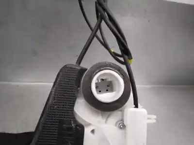 Автозапчасти б/у замок задней левой двери за toyota yaris (_p13_) 1.5 hybrid (nhp130_) ссылки oem iam 690600d310  