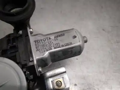 Автозапчасти б/у регулятор стекла переднего правого за toyota yaris (_p13_) 1.5 hybrid (nhp130_) ссылки oem iam 857100d700  
