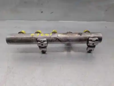 Pezzo di ricambio per auto di seconda mano rampa iniettori per audi a4 avant (8e) 2.7 v6 24v tdi riferimenti oem iam 059130089aa