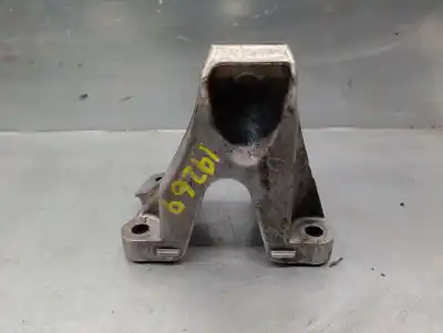 Second-hand car spare part engine support for audi a4 avant (8e) 2.7 v6 24v tdi oem iam references 8e0199307ab  