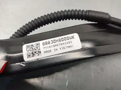 Автозапчасти б/у крюк для пояса за kia stonic (yb) 1.0 t-gdi ссылки oem iam 88830h8000wk  