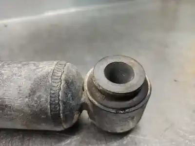 Автозапчастина б/у правий задній амортизатор для renault kangoo * посилання на oem iam 8200800724  03071000202