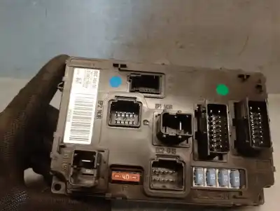 Second-hand car spare part fuse box unit for citroen c6 (td_) 2.7 hdi oem iam references 9656148180  s120017001h