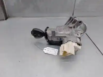 Автозапчастина б/у СТАРТЕР для TOYOTA YARIS (_P13_)  Посилання на OEM IAM 897830D051  
