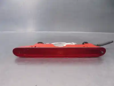 Peça sobressalente para automóvel em segunda mão farolim de travão central por peugeot partner tepee 1.6 bluehdi 120 referências oem iam 9682830180