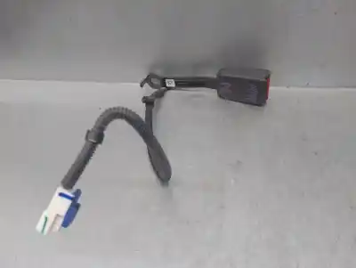 Автозапчасти б/у крюк для пояса за hyundai i20 ii (gb, ib) 1.2 ссылки oem iam 6274855  