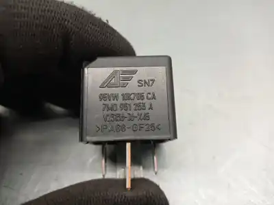 Peça sobressalente para automóvel em segunda mão relé para automóvel por seat toledo ii (1m2) 1.9 tdi referências oem iam 7m0951253a  