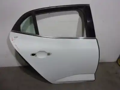 Second-hand car spare part rear right door for renault megane iv sedán 1.5 dci 110 oem iam references 821003398r