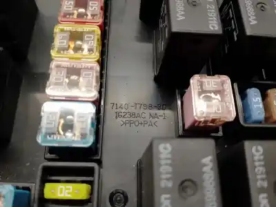 Second-hand car spare part fuse box unit for chrysler 300 c 3.0 crd cat oem iam references 16238ac  