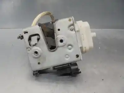 Автозапчасти б/у замок передней правой двери за audi a8 (d2) 4.2 quattro ссылки oem iam 8d1837016f  