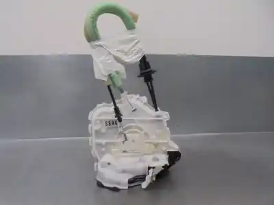 Pezzo di ricambio per auto di seconda mano serratura porta anteriore destra per mazda 3 berlina (bp) evolution riferimenti oem iam 
