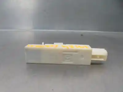 Pezzo di ricambio per auto di seconda mano antenna per mazda 3 berlina (bp) evolution riferimenti oem iam kd47676nxa