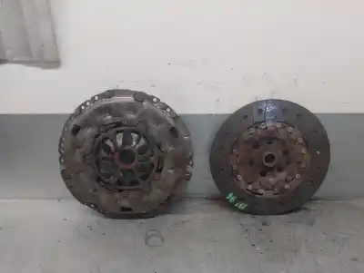 Pezzo di ricambio per auto di seconda mano kit frizione per audi a3 (8p) 1.9 tdi ambiente riferimenti oem iam 323064110  123042610