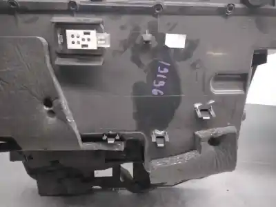 Peça sobressalente para automóvel em segunda mão chicote / encaixe cinto segurança dianteiro direito por audi a3 (8p) 1.9 tdi ambiente referências oem iam 8p0857756f01c