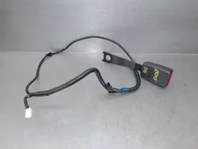 Second-hand car spare part right front seat belt buckle for toyota corolla (e15) 2.0 turbodiesel cat oem iam references 7323012850b0