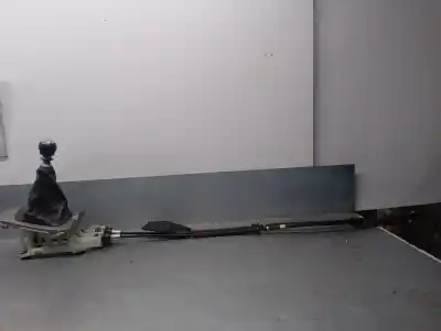 Second-hand car spare part gear lever for toyota corolla (e15) 2.0 turbodiesel cat oem iam references 3382012c20