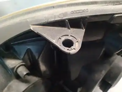 Pezzo di ricambio per auto di seconda mano faro anteriore destro per renault clio ii fase ii (b/cb0) 1.5 dci diesel riferimenti oem iam 7701057658  