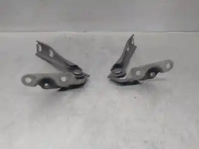 Second-hand car spare part bonnet hinge for audi a3 (8l) 1.9 tdi oem iam references 8l0823302b  8l0823301b