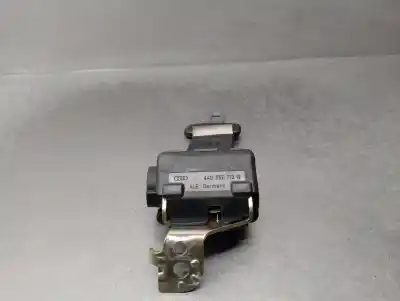 Автозапчасти б/у центральный задний ремень безопасности за audi a8 (d2) 4.2 quattro ссылки oem iam 4a0857713  