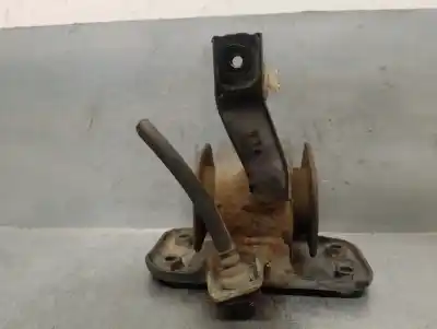 Second-hand car spare part gearbox support for hyundai coupe i (rd) 1.6 16v oem iam references 2183029100