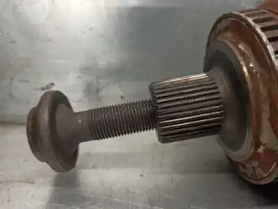 Second-hand car spare part rear right transmission for audi a8 (d2) 4.2 quattro oem iam references 4d0501203e  