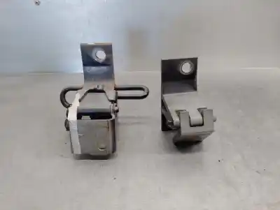 Second-hand car spare part hinge for audi a8 (d2) 4.2 quattro oem iam references 4d0831401  