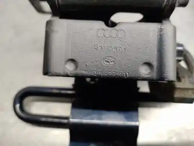 Second-hand car spare part hinge for audi a8 (d2) 4.2 quattro oem iam references 4d0833401  
