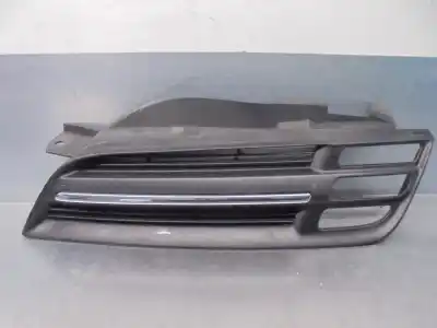 Pièce détachée automobile d'occasion GRILLE AVANT pour NISSAN MICRA (K12E)  Références OEM IAM 62330AX600  