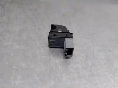 Автозапчастина б/у передній правий віконний вимикач для volkswagen passat b6 variant (3c5) 2.0 tdi посилання на oem iam 7l6959855b  